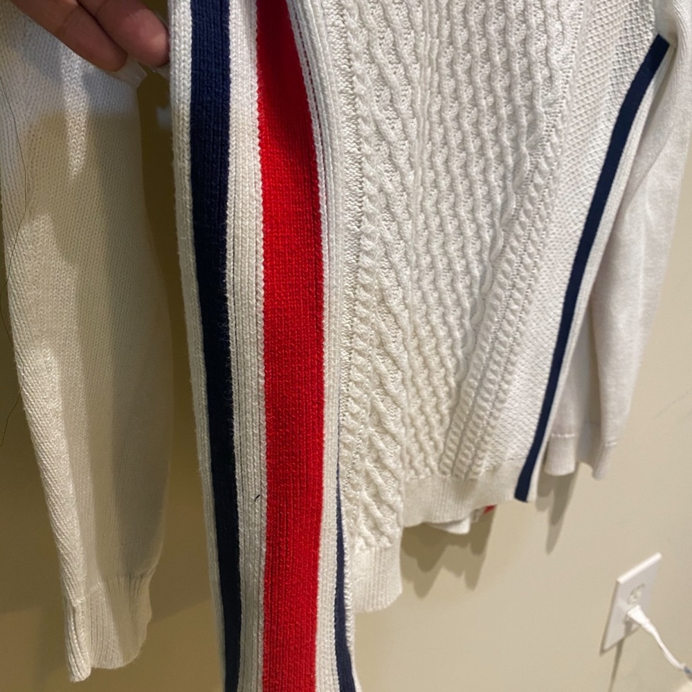 Sweater - Picture 2 of 4